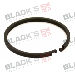 Main Input Shaft Ring Seal suitable for Massey Ferguson -  186581M1