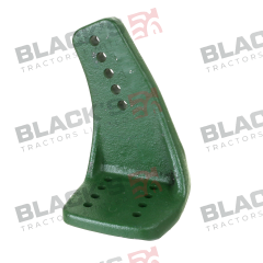 Mudguard / Fender Support Bracket RH suitable for John Deere -  L157935